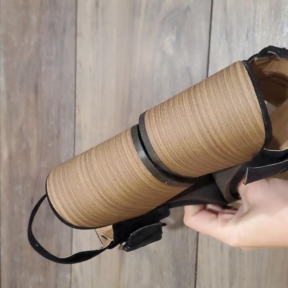 Universal Thread Women block heels sandals shoes  sz 8.5 - Picture 7 of 11